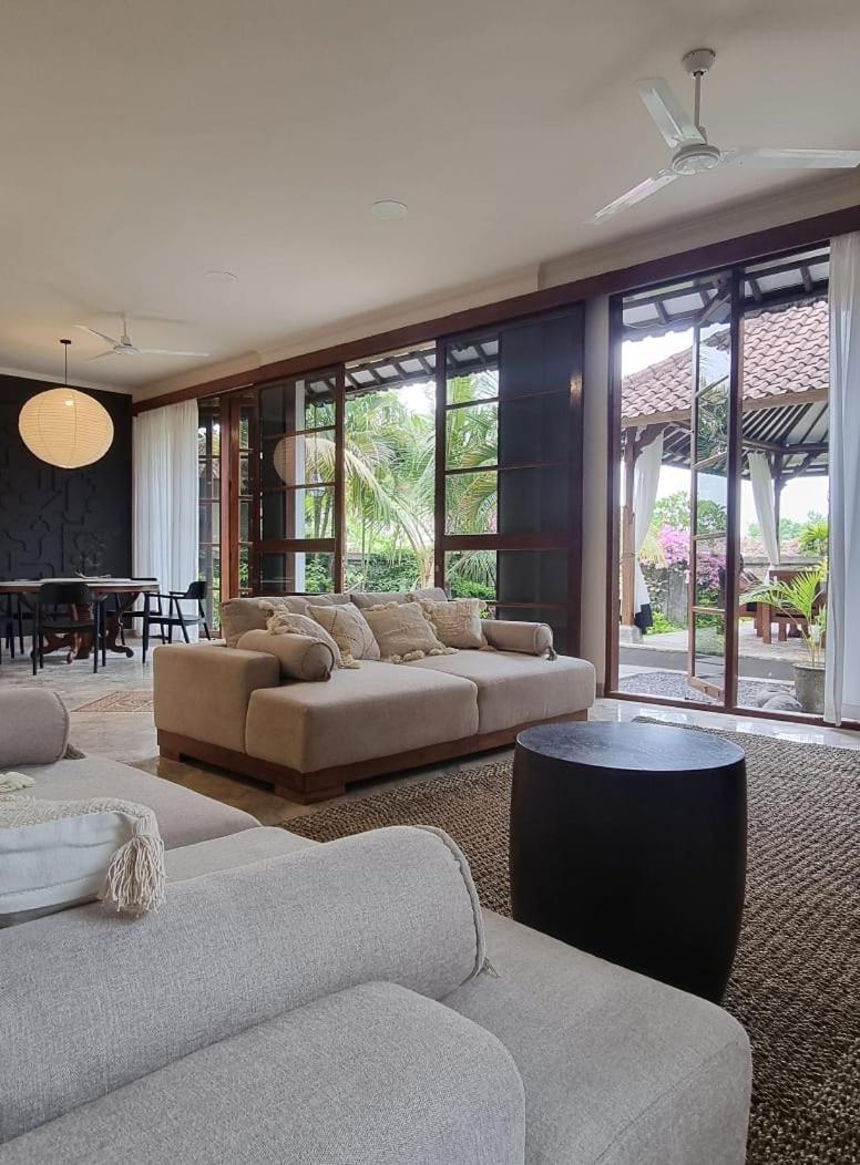 Mumbul Villas نوسا دوا المظهر الخارجي الصورة
